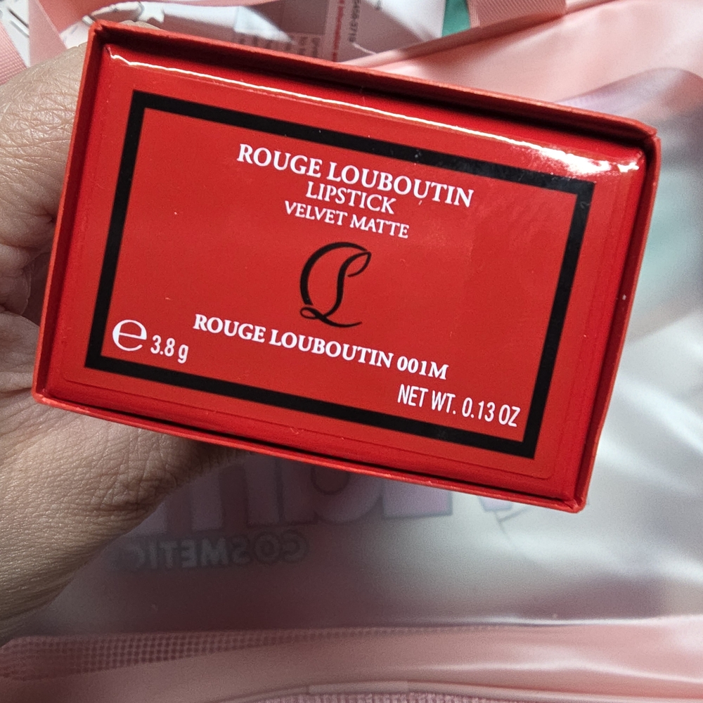 Christian Louboutin Matte Red Lipstick Color 001M Rouge Louboutin NIB - Picture 9 of 9